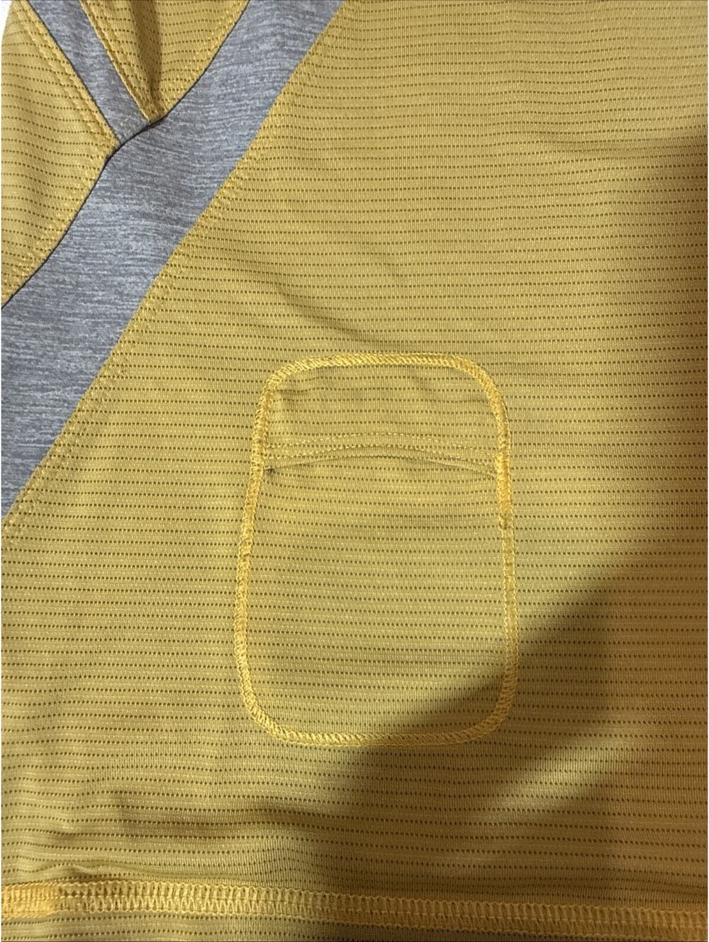 Lululemon Metal Vent Tech Shirt Men's XL Yellow Grey Short Sleeve Training Top - Picture 6 of 7